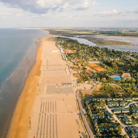 Beachside Tranquility In Our Flat In Bibione