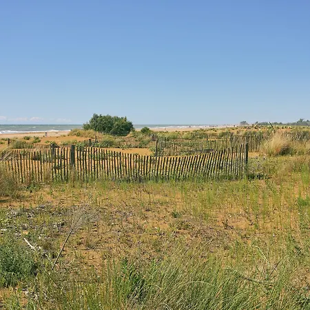 Beachside Tranquility In Our Flat In Lägenhet Bibione